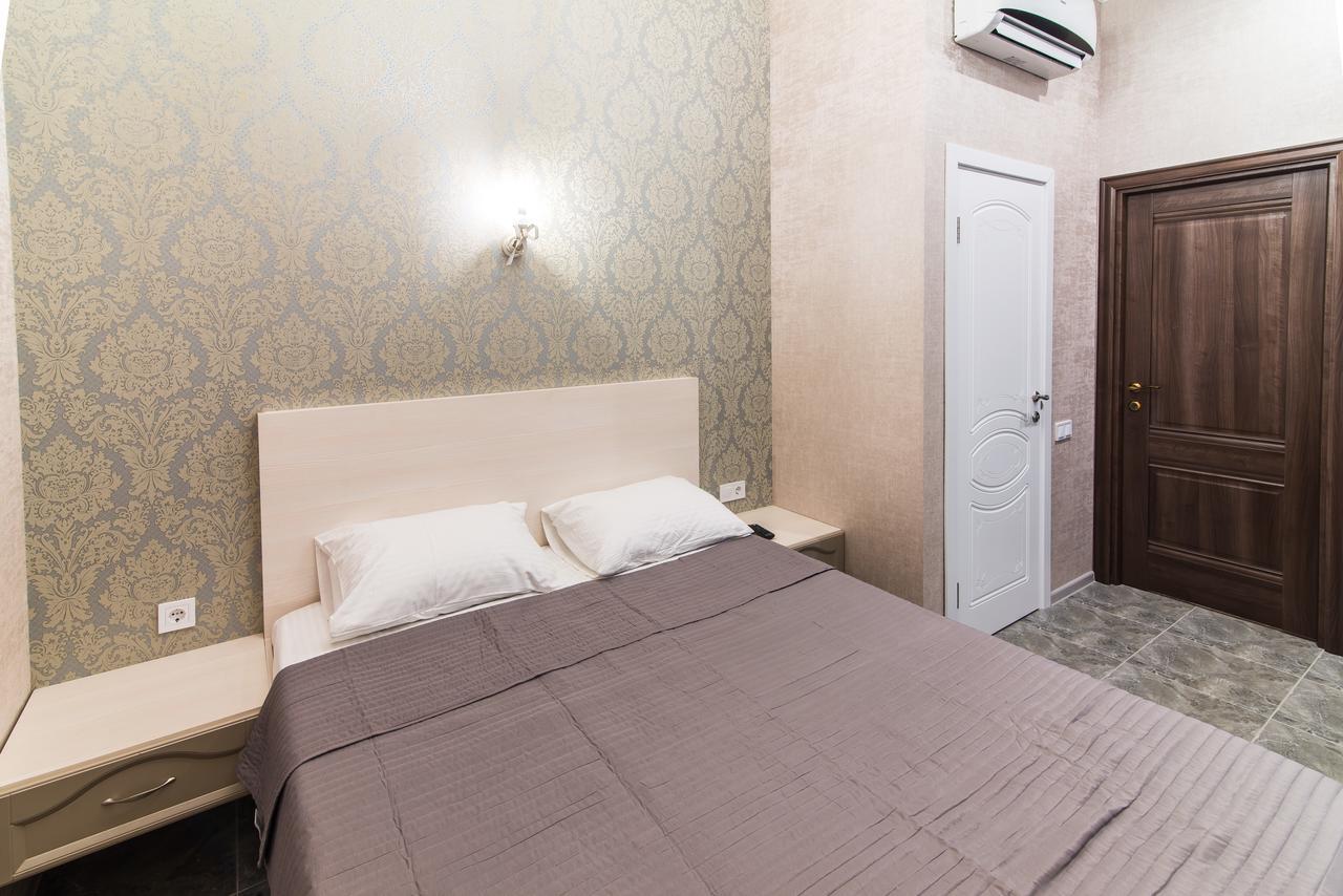 L.O.Y Family Hotel Dnepropetrovsk Exterior foto