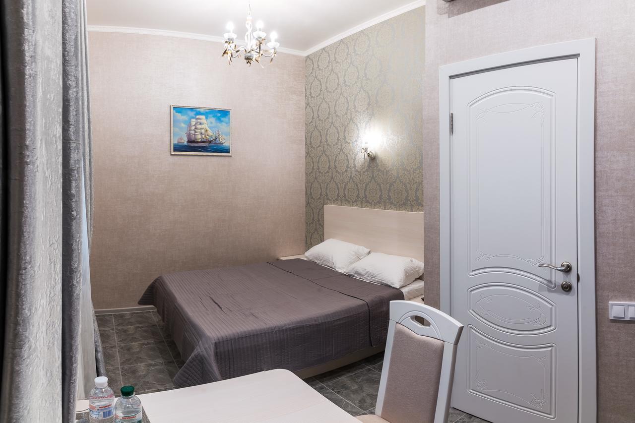 L.O.Y Family Hotel Dnepropetrovsk Exterior foto