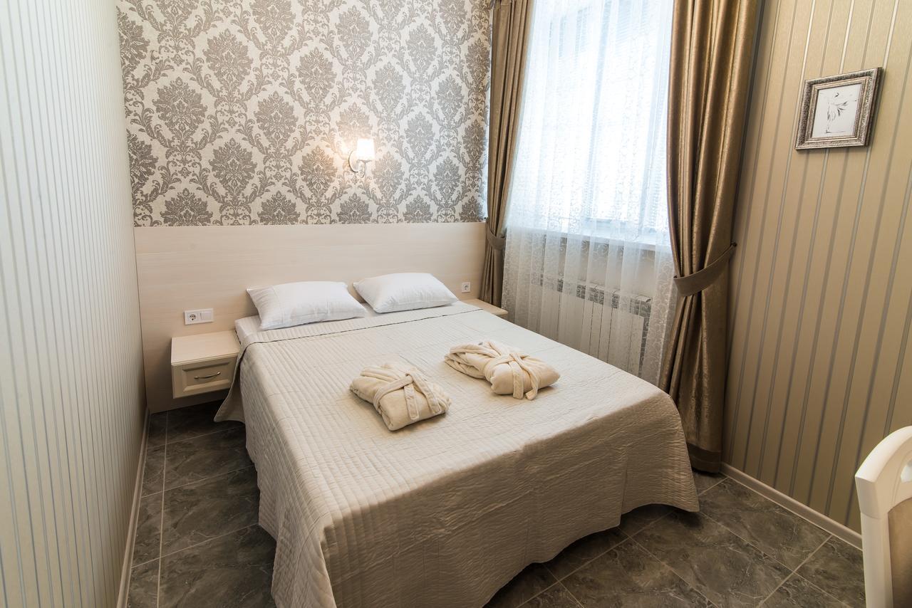 L.O.Y Family Hotel Dnepropetrovsk Exterior foto