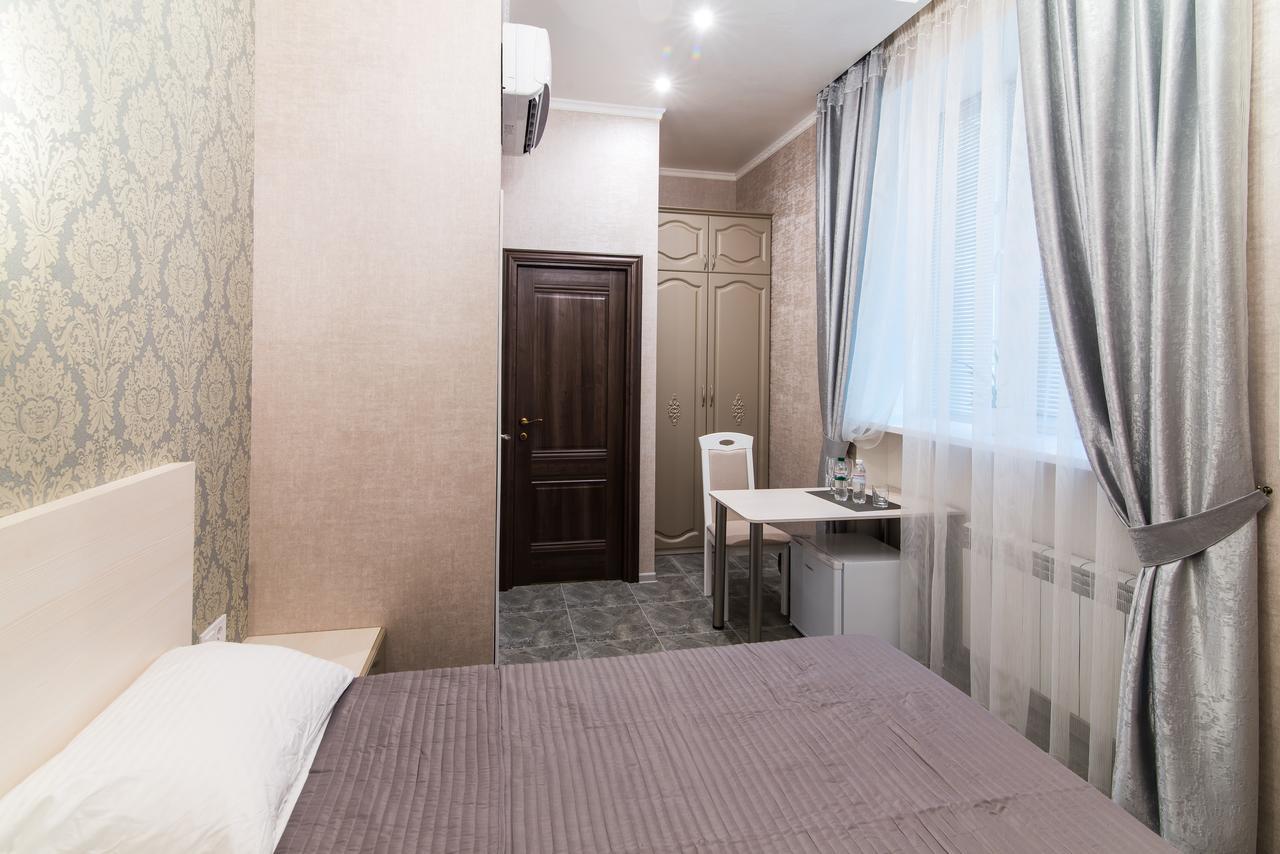 L.O.Y Family Hotel Dnepropetrovsk Exterior foto